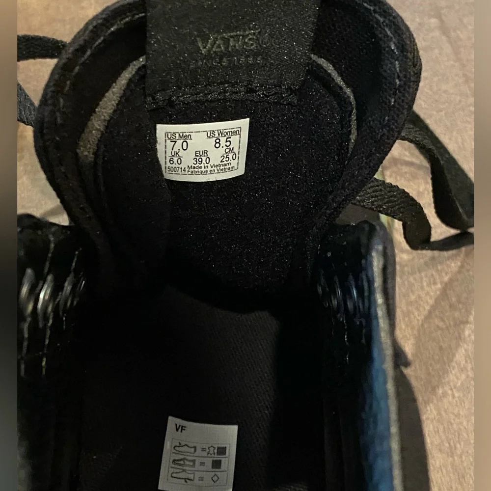 Vans Black and Green Camo High-Top Sneakers - Picture 8 of 13
